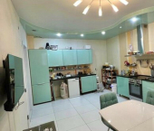 3-комн, 106кв м, этаж 2/5 Академическая улица, 38