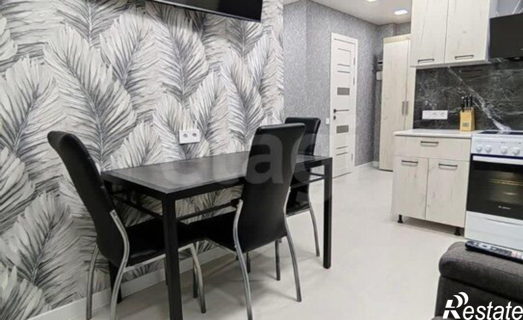 Купить квартиру за 6 070 000 рублей на ул Розы Люксембург, 118/5