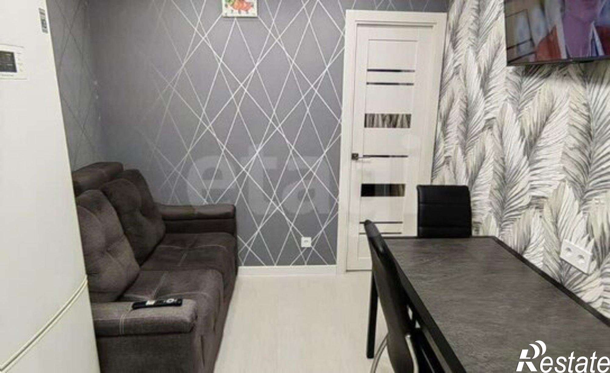 Купить квартиру за 6 070 000 рублей на ул Розы Люксембург, 118/5