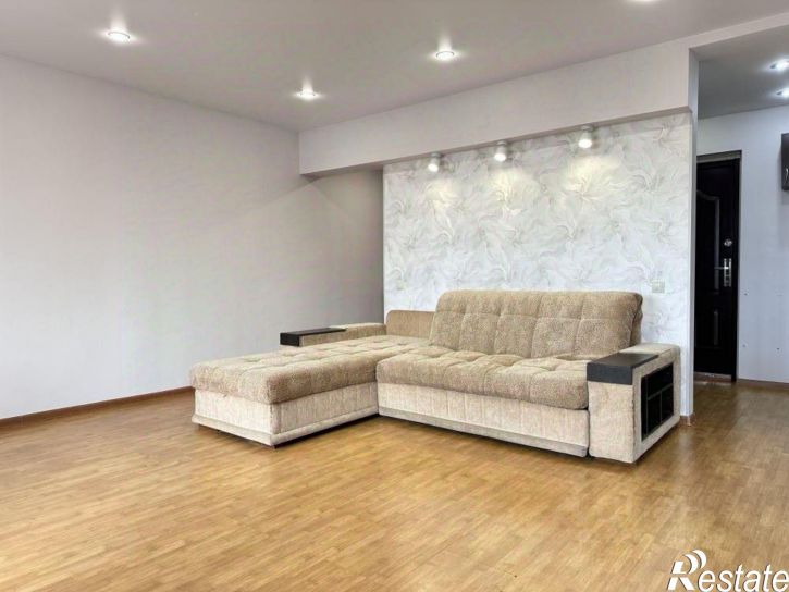 1-комн квартира улица Петрова, 56А,  д. 56А