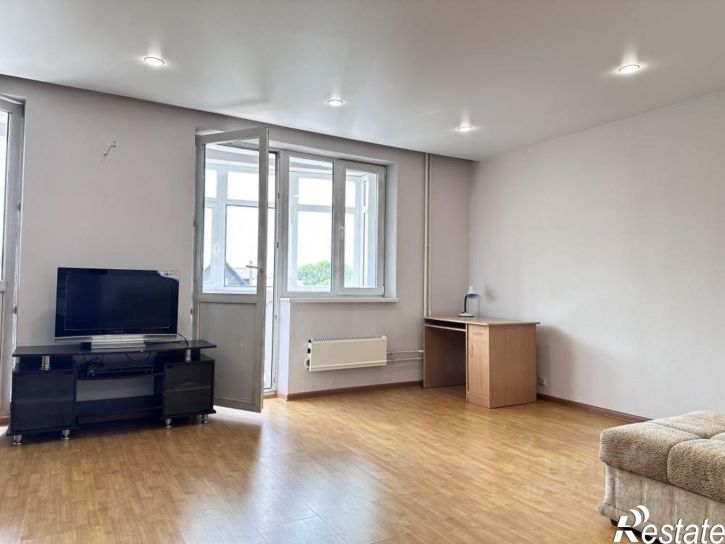 1-комн квартира улица Петрова, 56А,  д. 56А