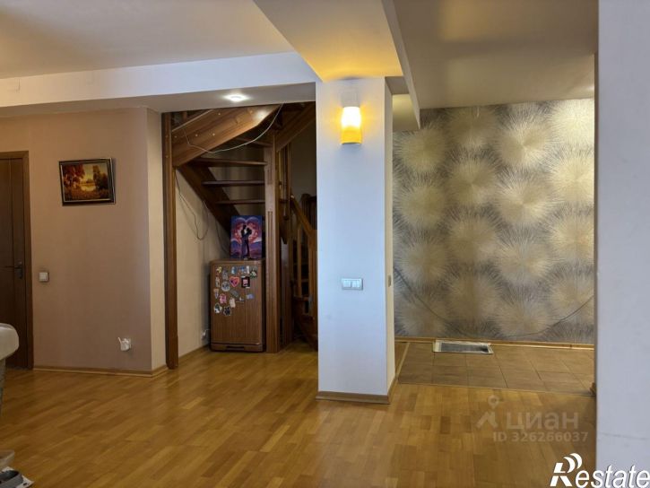 5-комн квартира ул Александра Невского, 60,  д. 60