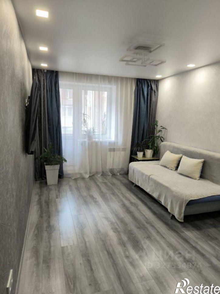 3-комн квартира ул Иосифа Уткина, 30,  д. 30