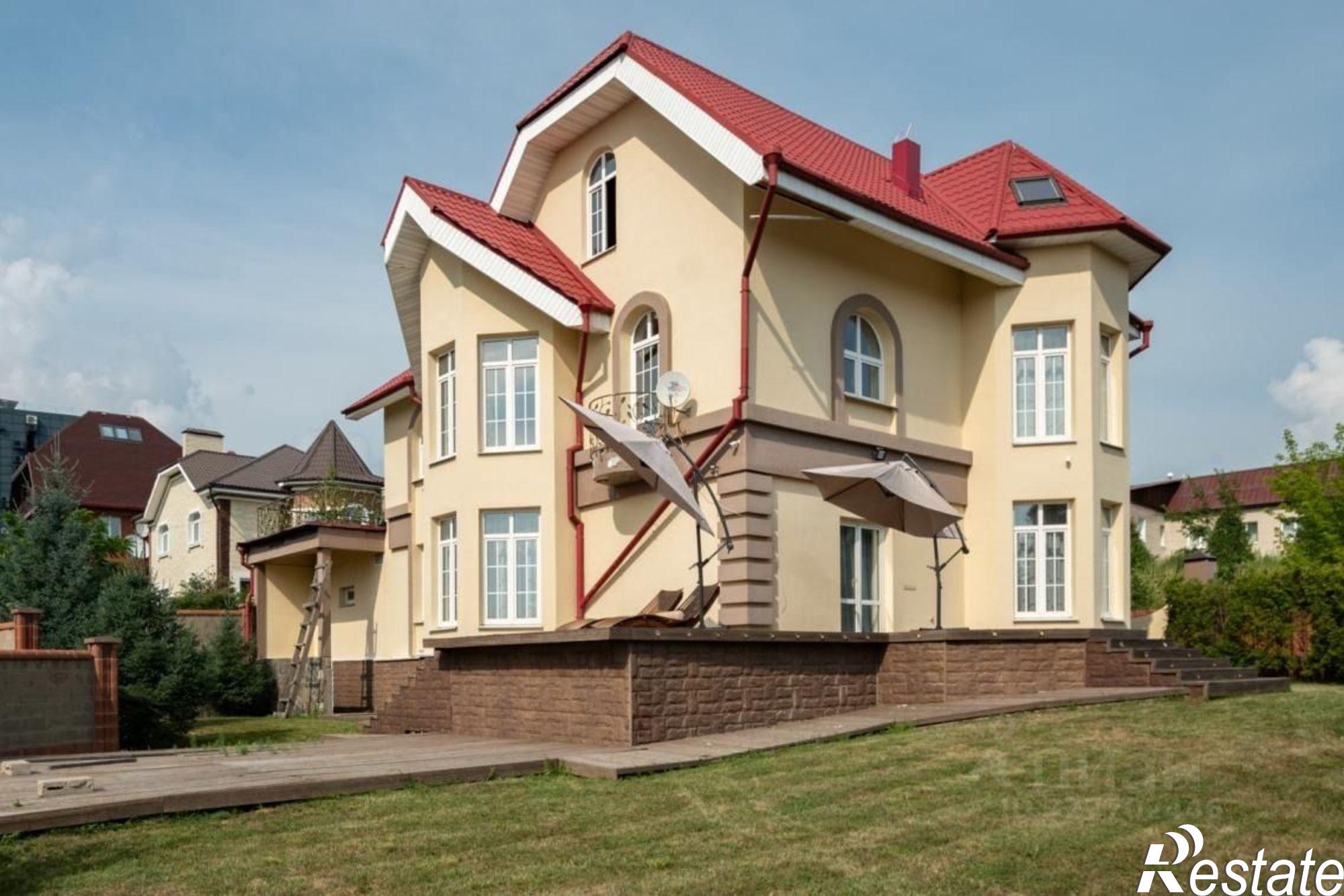 Купить дачу, дом, коттедж за 29 800 000 рублей на улица Гидростроителей, 8