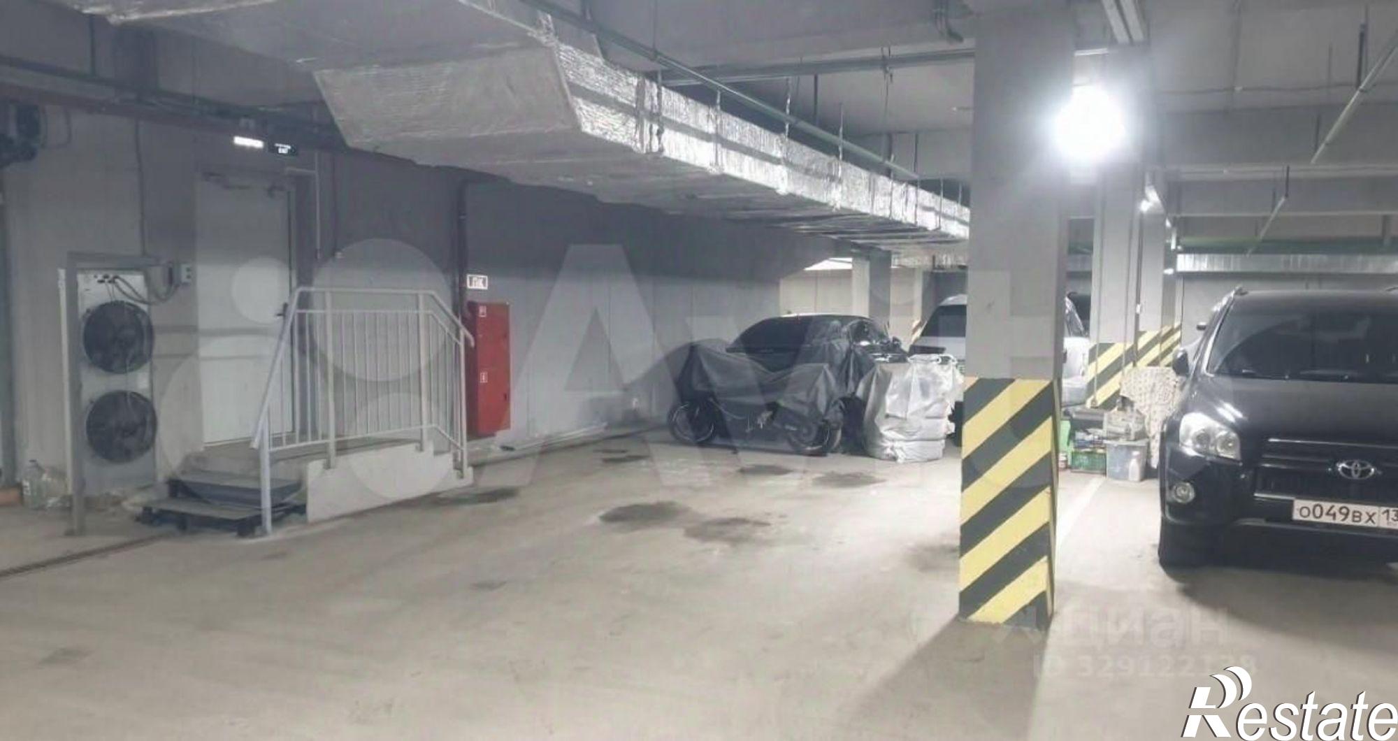 Сдать гараж, место в паркинге за 11 001 рублей на ул Ширямова, 28/4