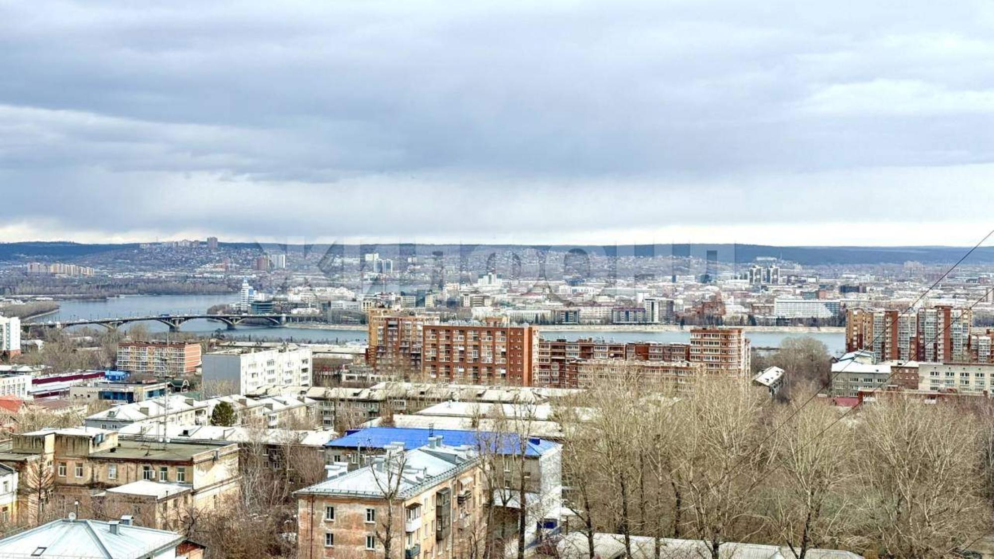 Купить квартиру за 9 800 000 рублей на Шмидта улица, д.40