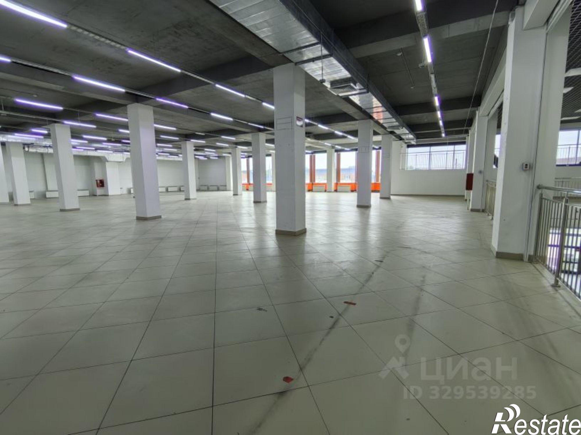 Купить торговое помещение за 2 479 720 рублей на Трактовая улица, 5