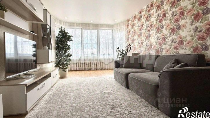 3-комн квартира улица Шмидта, 40,  д. 40
