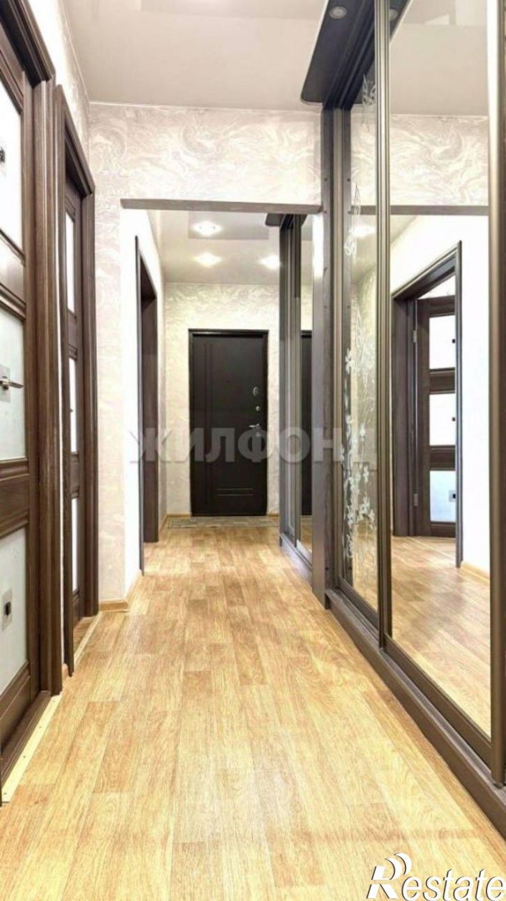 3-комн квартира улица Шмидта, 40,  д. 40