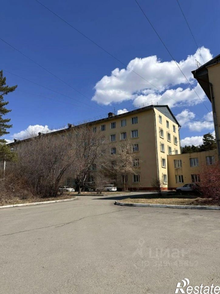 2-комн квартира Карпинская улица, 21/1,  д. 21/1