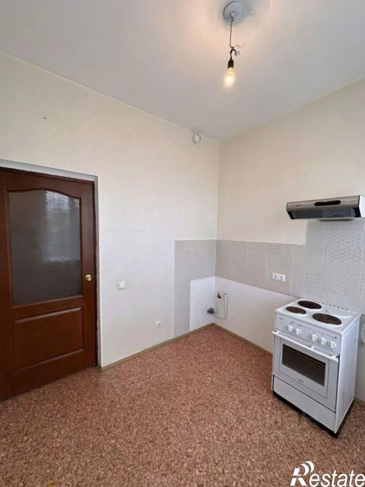 2-комн квартира Карпинская улица, 21/1,  д. 21/1