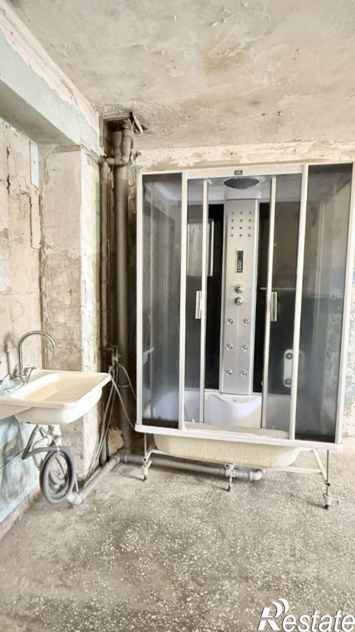 2-комн квартира улица Помяловского, 1Б,  д. 1Б
