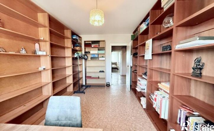 3-комн квартира Академическая улица, 22,  д. 22