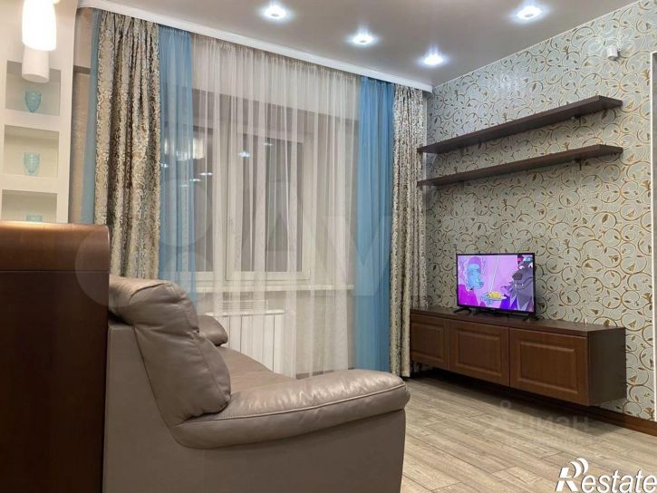 2-комн квартира улица Зверева, 1,  д. 1