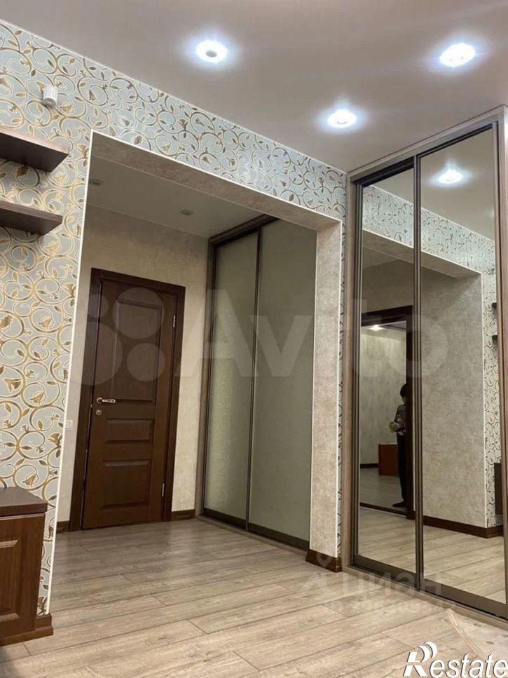 2-комн квартира улица Зверева, 1,  д. 1