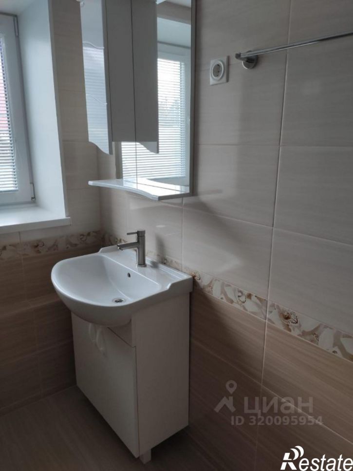 2-комн квартира ул 5-я Железнодорожная, 60,  д. 60