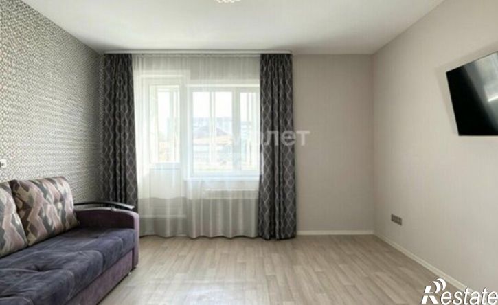 2-комн квартира микрорайон Университетский, 80