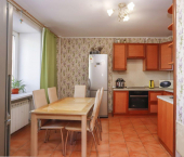 2-комн, 68кв м, этаж 3/9 ул Лыткина, 82