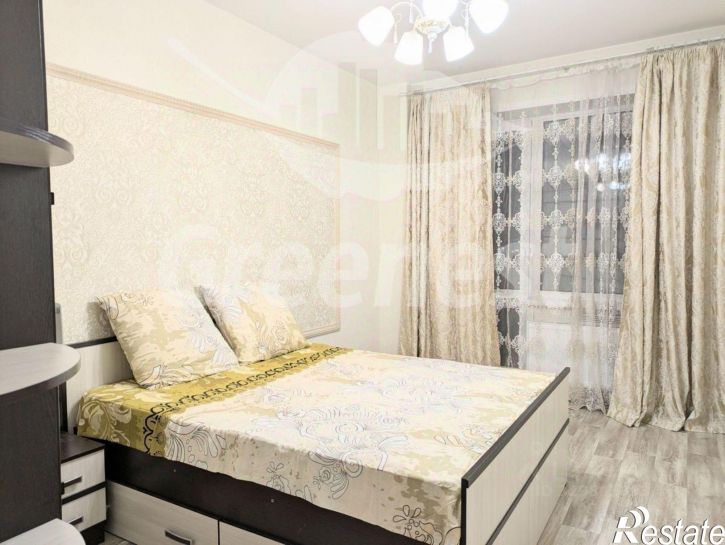 3-комн квартира улица Седова, 65А/4,  д. 65А/4