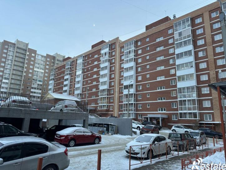 3-комн квартира микрорайон Юбилейный, 121