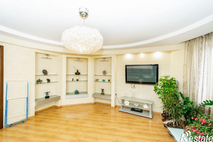 3-комн квартира Чудотворская улица, 4А,  д. 4А