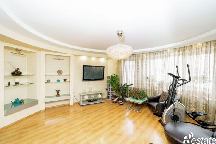3-комн квартира Чудотворская улица, 4А,  д. 4А