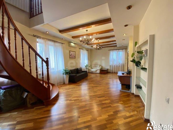 4-комн квартира ул 5 Армии, 48,  д. 48