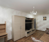 2-комн, 43кв м, этаж 1/5 пр-кт Маршала Жукова, 108