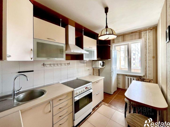 2-комн квартира микрорайон Университетский, 88