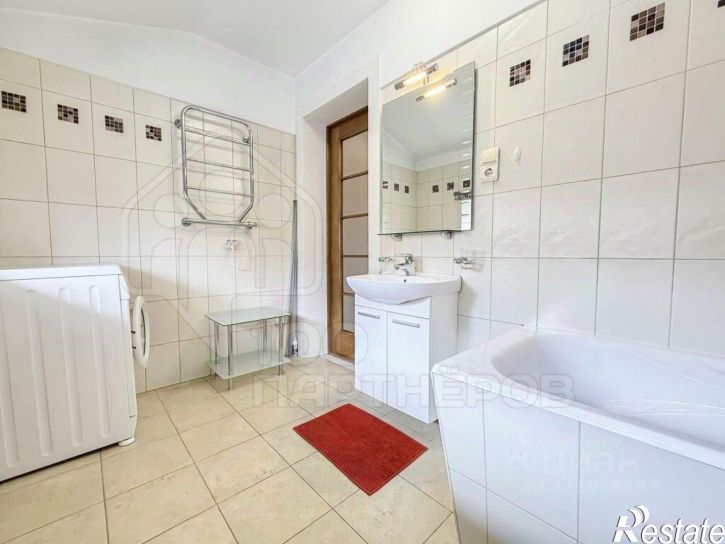 4-комн квартира улица Безбокова, 32/2,  д. 32/2