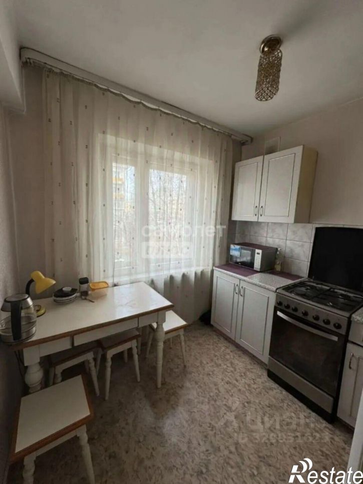 2-комн квартира Байкальская улица, 180,  д. 180
