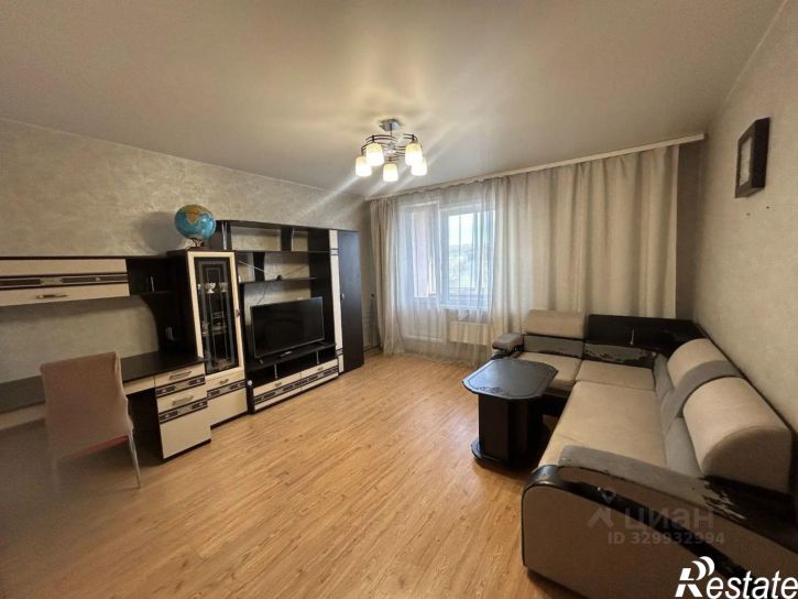 2-комн квартира микрорайон Университетский, 70
