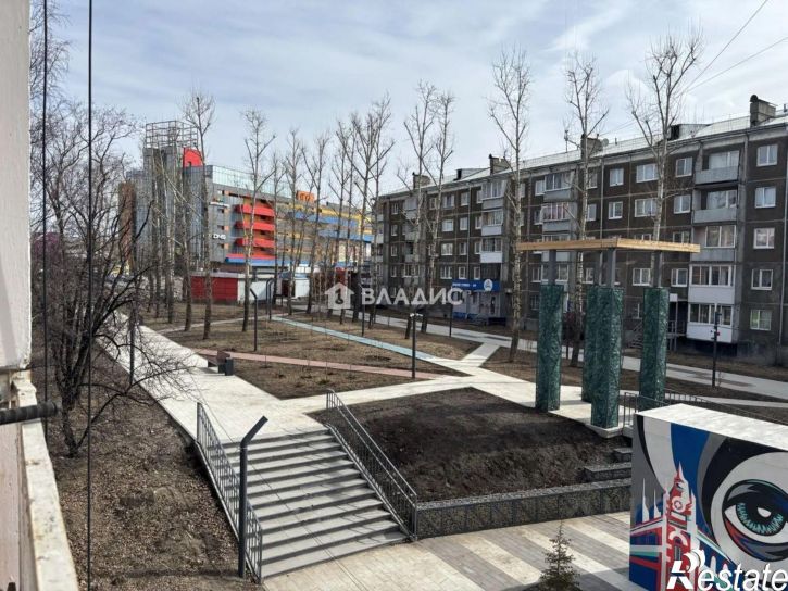 4-комн квартира Байкальская улица, 270,  д. 270