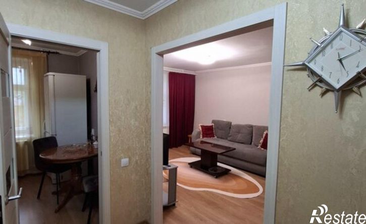 2-комн квартира улица Иосифа Уткина, 30,  д. 30