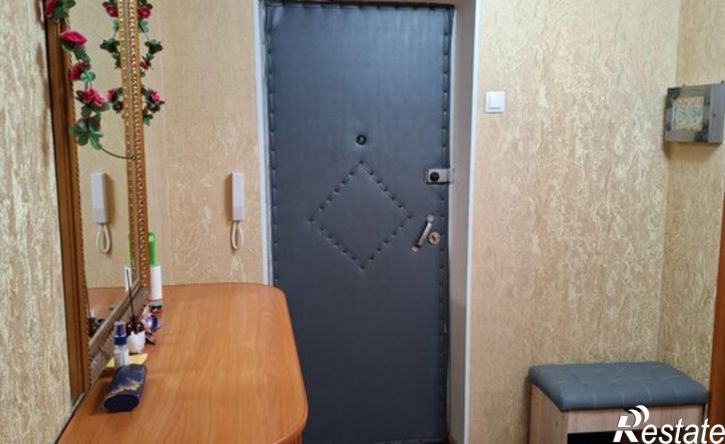 2-комн квартира улица Иосифа Уткина, 30,  д. 30
