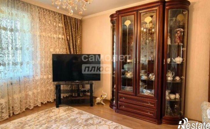 3-комн квартира микрорайон Университетский, 92