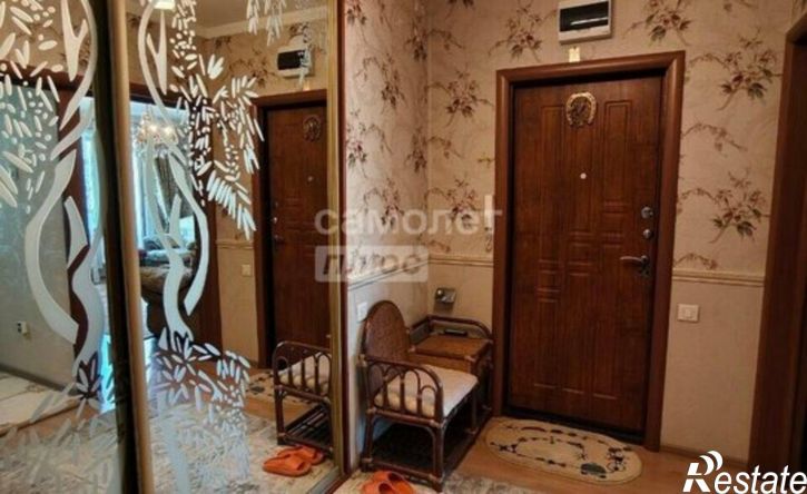 3-комн квартира микрорайон Университетский, 92