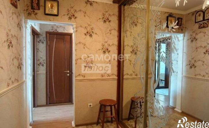 3-комн квартира микрорайон Университетский, 92