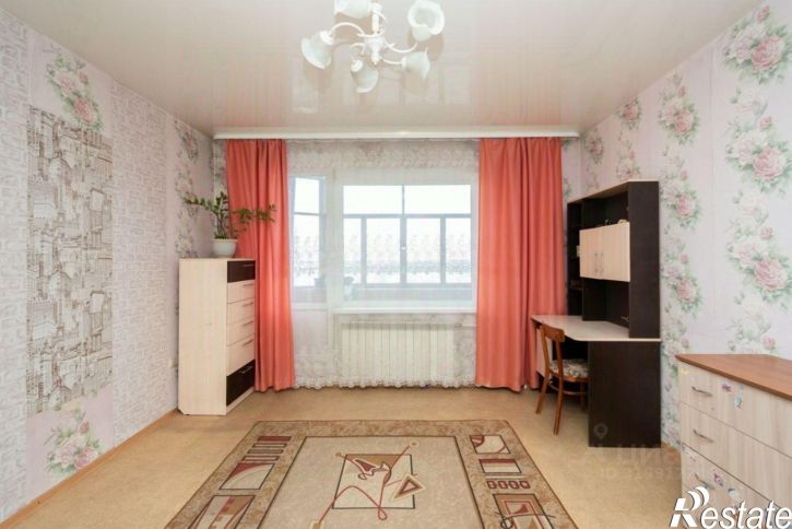 3-комн квартира улица Маршала Конева, 20/18,  д. 20/18