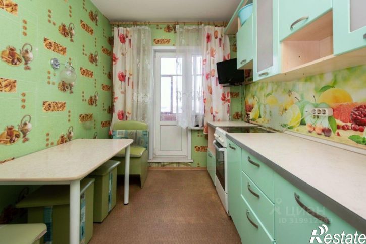 3-комн квартира улица Маршала Конева, 20/18,  д. 20/18