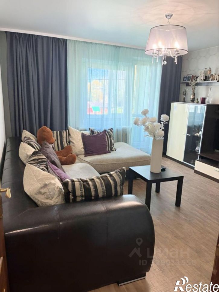 3-комн квартира улица Красных Мадьяр, 80,  д. 80