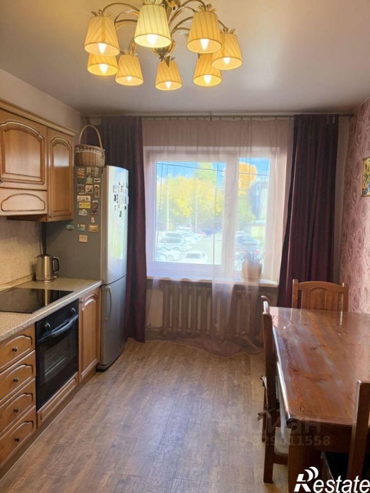 3-комн квартира улица Красных Мадьяр, 80,  д. 80
