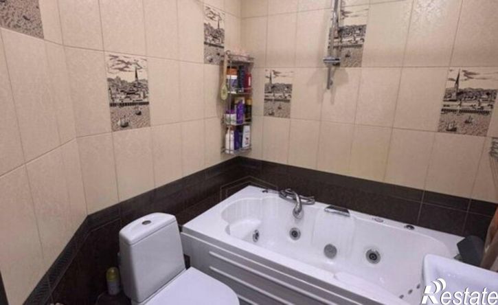 3-комн квартира улица Александра Невского, 58,  д. 58