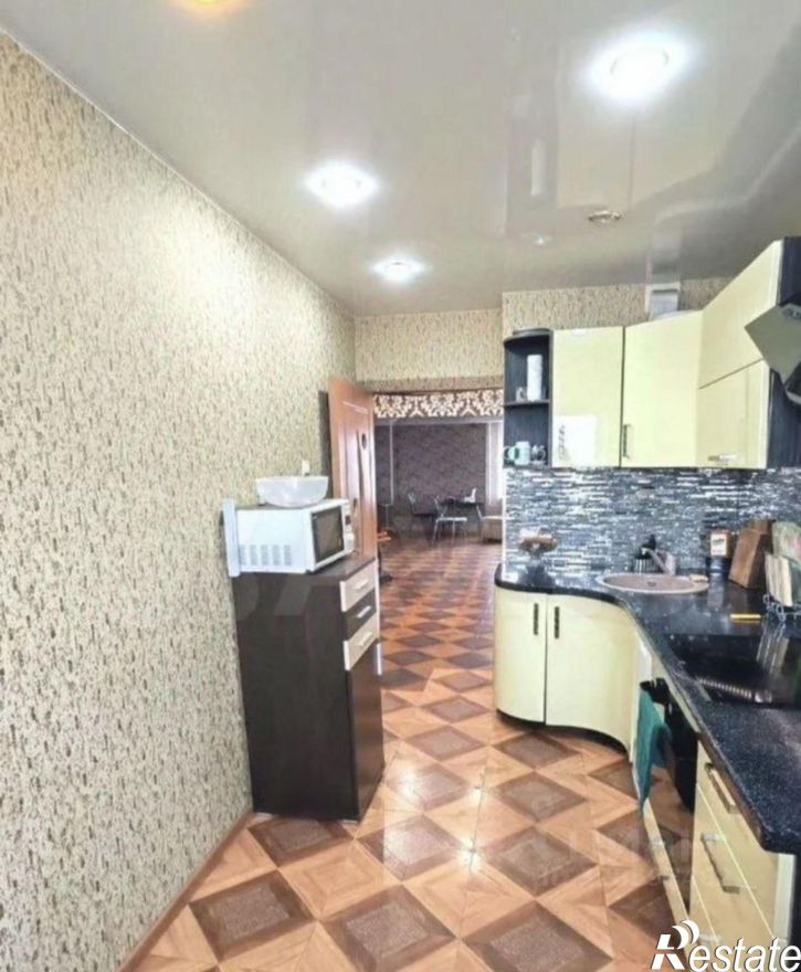 4-комн квартира ул Трилиссера, 110,  д. 110
