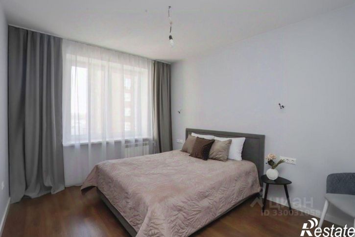 3-комн квартира улица Ржанова, 1/3,  д. 1/3