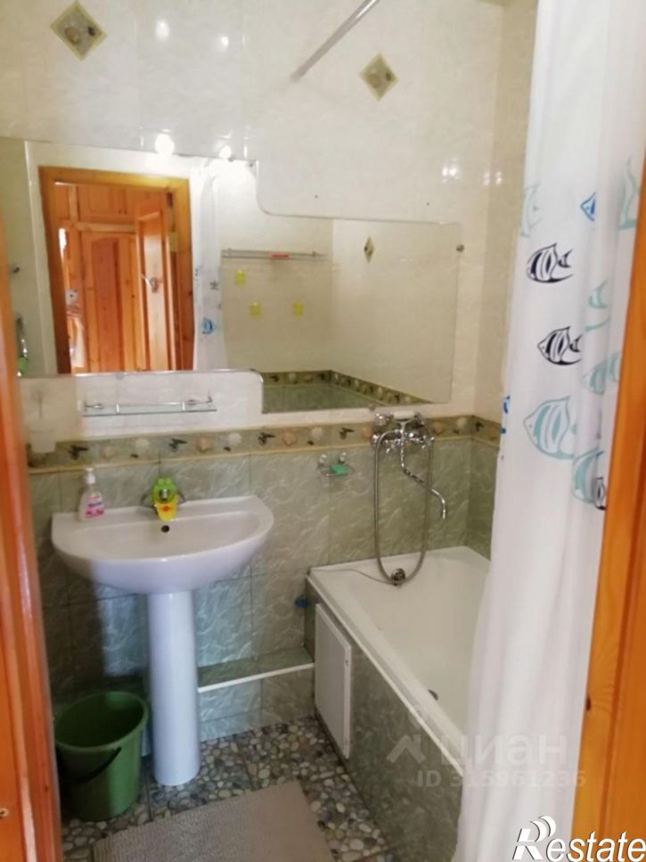 2-комн квартира микрорайон Радужный, 44