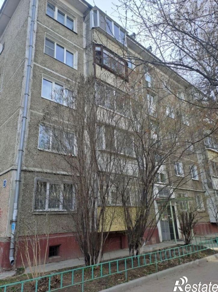 Комната улица Левитана, 14,  д. 14