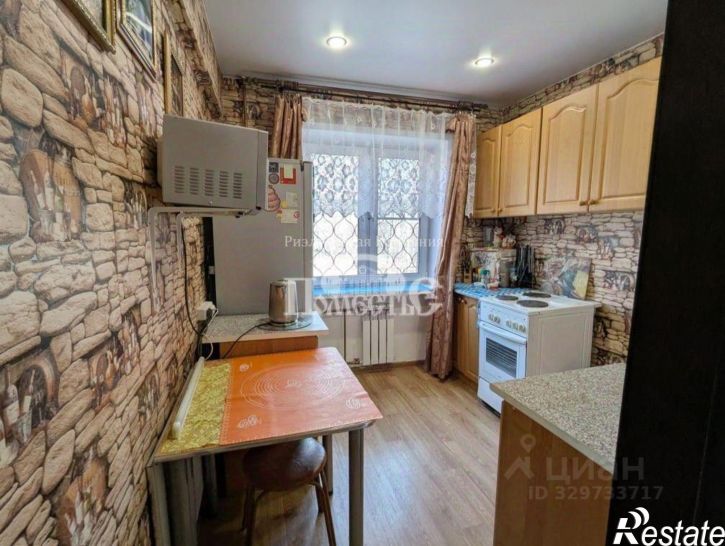 3-комн квартира ул Розы Люксембург, 229,  д. 229
