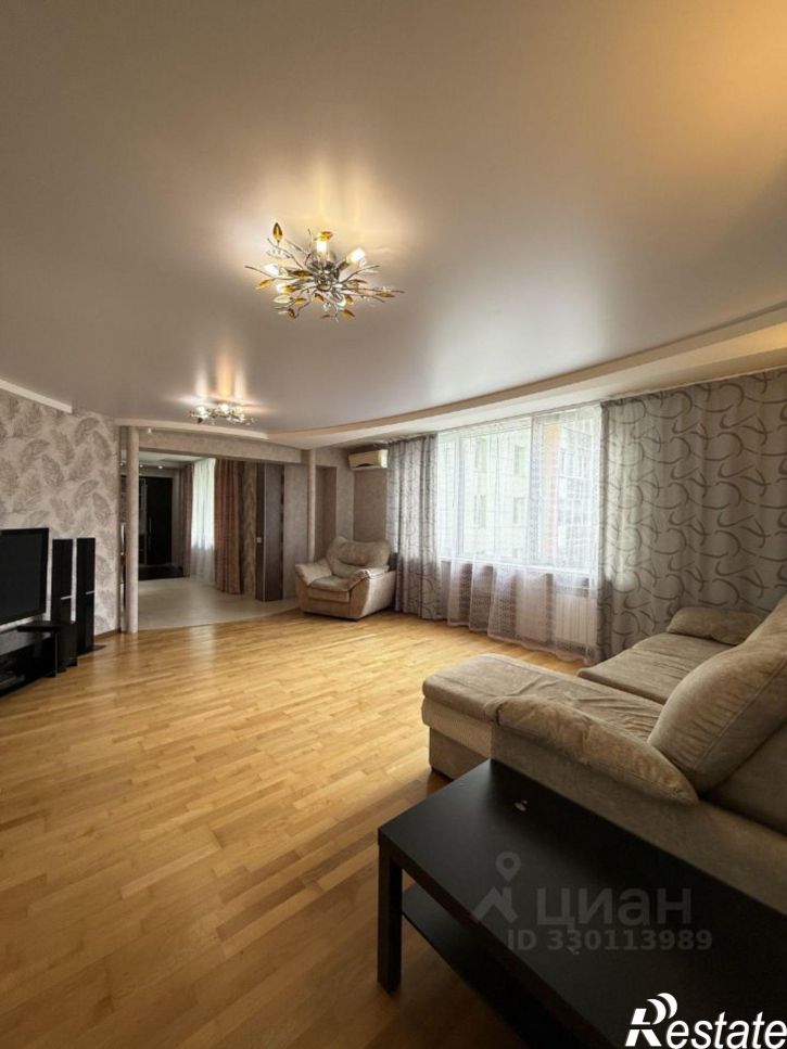 3-комн квартира улица Юрия Тена, 2,  д. 2