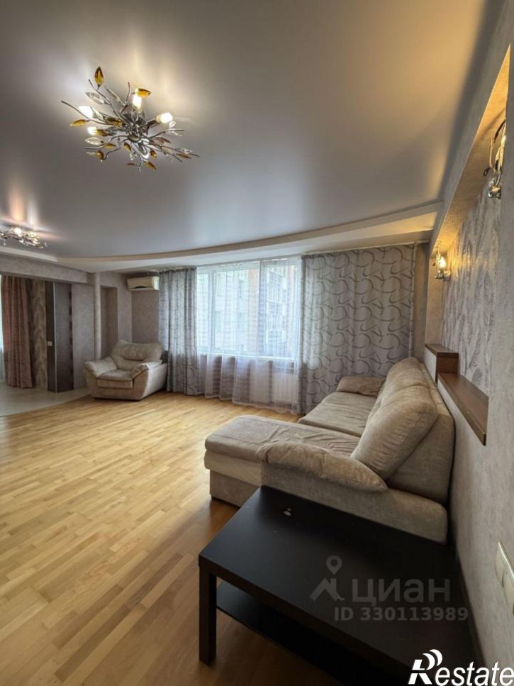3-комн квартира улица Юрия Тена, 2,  д. 2